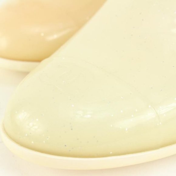 Chanel Size 41 Ivory Camellia Jelly Rain Boot 1216c14 - Picture 7 of 12